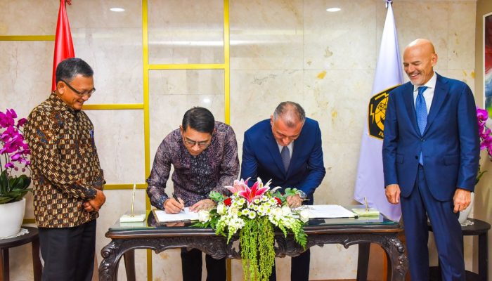 Menteri ESDM Arifin Tasrif Saksi Penandatanganan MoU dengan ENI untuk Akselerasi Net Zero Emission di Indonesia