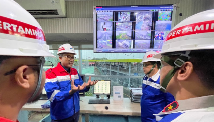 Pj Gubernur Jatim Sidak Terminal BBM & LPG Surabaya Menjelang Ramadan