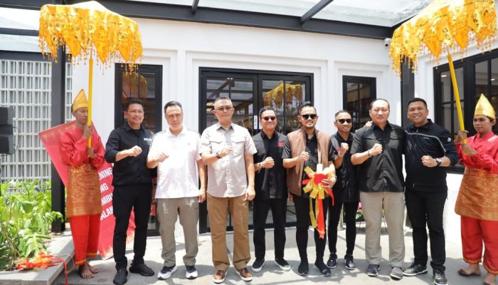 Destinasi Wisata Kuliner Baru, Rumah Makan Padang Payakumbuah Milik Juragan 99 Resmi Dibuka di Malang