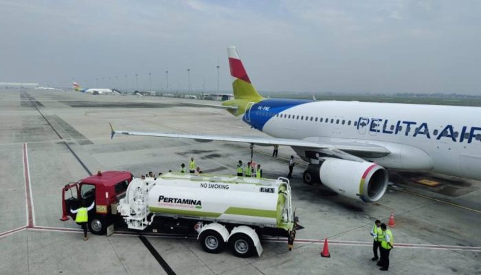 Pertamina Salurkan Perdana SAF Minyak Jelantah, Dukung Target Nol Emisi 2060