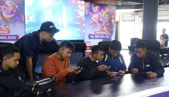 Telkomsel Rangkul Gamers Lewat Dunia Games Laga 2025 di Jawa Timur