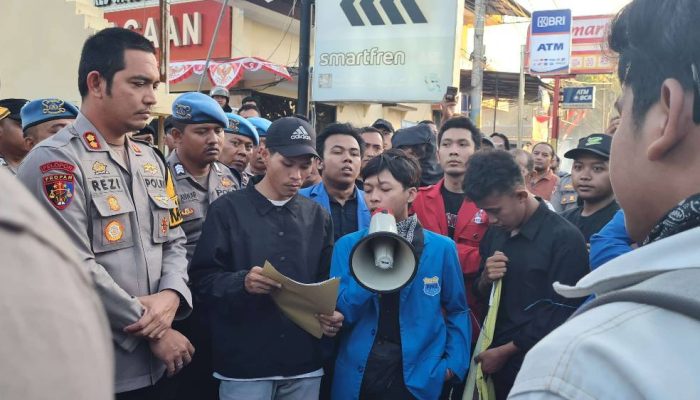 Solidaritas Ojol di Situbondo, Mahasiswa Tuntut Usut Tuntas Oknum Brimob