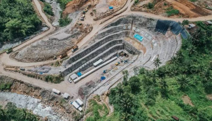 PTPP Terapkan Hydroseeding di Bendungan Bagong, Trenggalek: Proyek Ramah Lingkungan