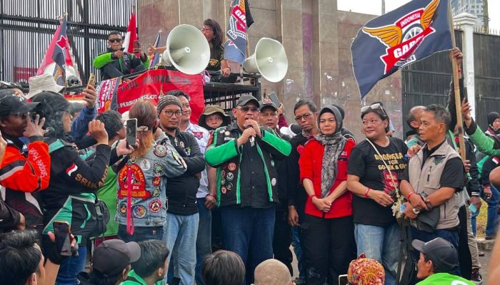 Pengemudi Ojol Bertemu DPR, Tuntutan Diakomodir dalam RUU Transportasi Online