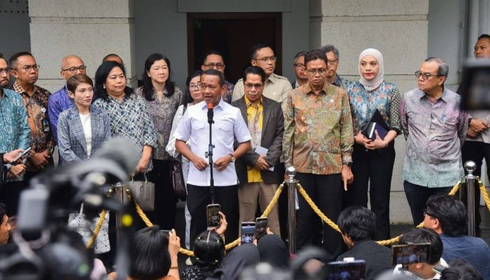 Pemerintah Tegaskan Pengaturan Impor BBM untuk Jaga Stabilitas Perdagangan Nasional