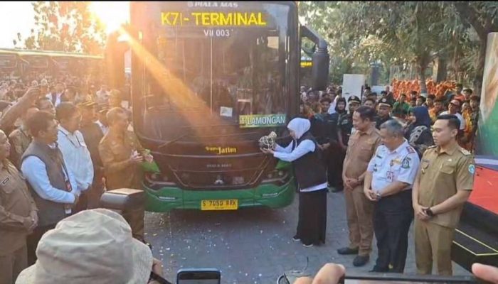 Gubernur Khofifah Luncurkan Trans Jatim Koridor VII Rute Lamongan–Paciran, Gratis Tujuh Hari!