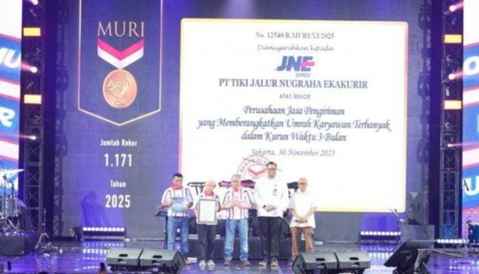 JNE Rayakan HUT ke-35, Mantapkan Komitmen “Bergerak Bersama” dan Catat Rekor MURI