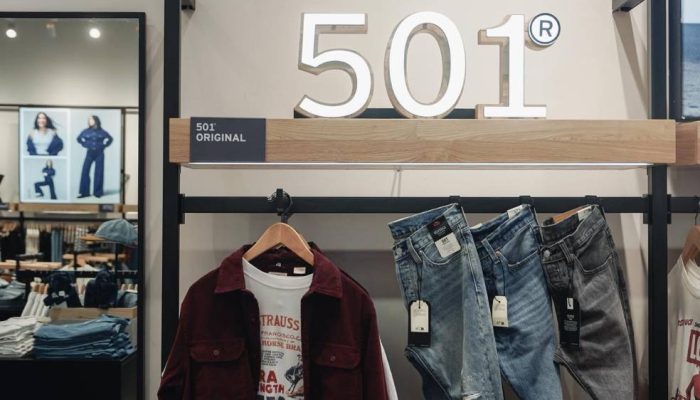 Levi’s Tawarkan Potongan Harga Besar hingga 50% Jelang Liburan Akhir Tahun