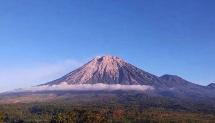 BPBD Lumajang Minta Warga Tingkatkan Kewaspadaan Material Vulkanik Gunung Semeru