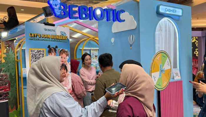 Rayakan HUT Ke-7, KOSMESIA Hadirkan Pameran GLOW7OPIA di Surabaya: Dorong Brand Lokal Naik Kelas