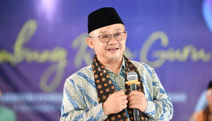WFH ASN Setiap Jumat, Mendikdasmen Pastikan Kinerja Tetap Terpantau