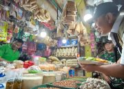 Pantau Harga di Pasar Wonokromo, Perum Bulog Klaim Pangan Stabil dan Terkendali