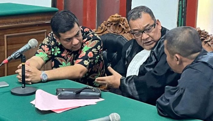 Majelis Hakim Menyatakan Shaul Hameed dan Indah Hariani Ikut Terlibat dalam Pidana Keterangan Palsu