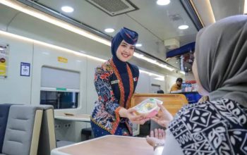 KAI Services Hadirkan Kuliner Khas Banyuwangi di Empat Rute Kereta Api