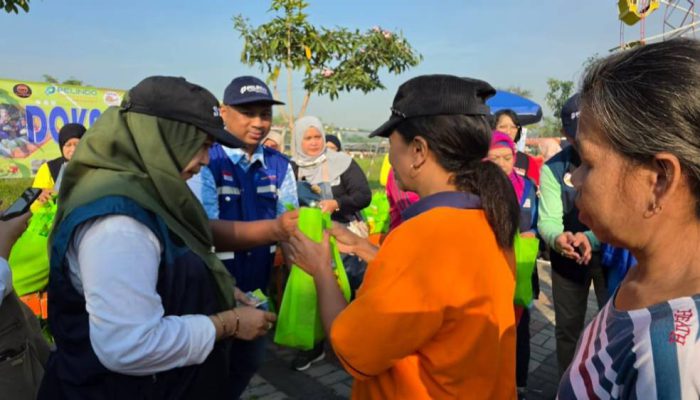 TPS Hadirkan Program DOKAR di Lakarsantri, Ringankan Beban Warga Lewat Pangan Bergizi Murah
