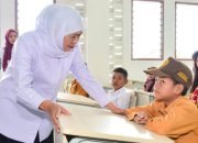 Sekolah Rakyat Terbanyak Ada di Jawa Timur, Khofifah Tekankan Pendidikan dan Pembentukan Karakter
