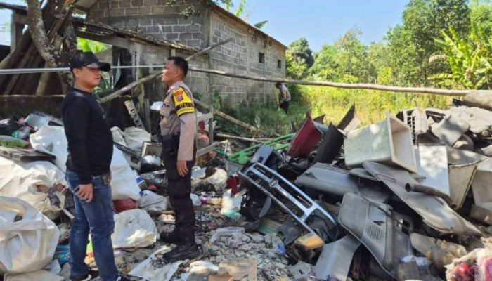 Temuan Mortir di Gudang Rongsokan Malang Ditangani Tim Gegana Polda Jatim