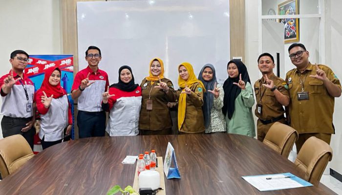 JNE Sidoarjo Gandeng RSUD Sidoarjo Barat, Hadirkan Layanan Antar Obat Tanpa Antre