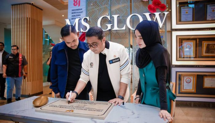 Sinergi Dorong Industri Kreatif, Menteri Ekraf Resmikan ‘Creative Beauty Ecosystem Center’ Besutan J99 Corp di Malang