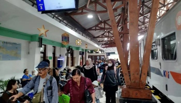 KAI Tambah Stamformasi KA Sancaka dan Progo Jelang Long Weekend 17 Agustus