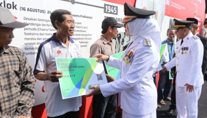 ASN Banyuwangi Berbagi Beri Perlindungan BPJS Ketenagakerjaan bagi Pekerja Informal