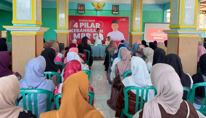 Hadapi Tantangan Ekonomi, Mufti Anam Ajak Masyarakat Pasuruan Perkuat Gotong Royong