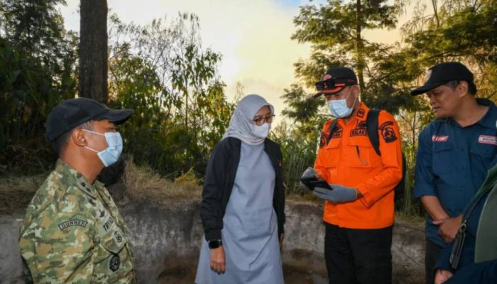 Puluhan Titik Api di Ijen, Bupati Banyuwangi Usulkan Helikopter Water Bombing