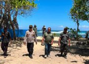 Pantai Balekambang Dipadati 1.500 Wisatawan, Polisi Imbau Tak Berenang