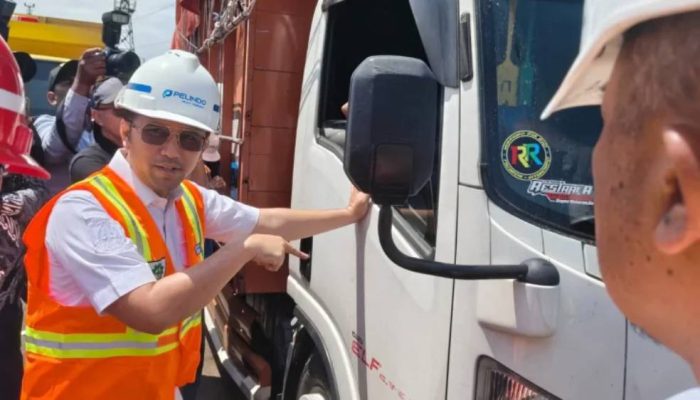 Antrean Truk Logistik di Ketapang Jadi Sorotan, Dermaga Bulusan dan LCM Bakal Dioptimalkan