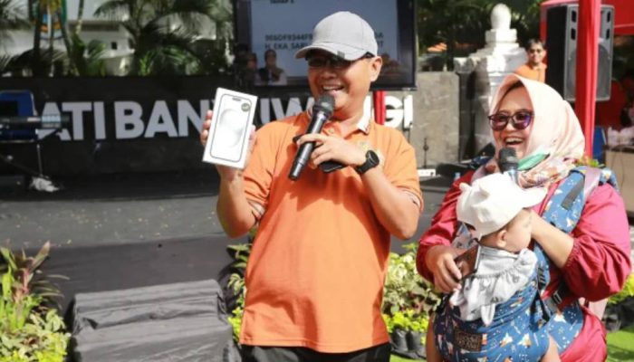 Unggah Struk Setelah Makan, Warga Banyuwangi Beruntung Dapat Motor dan Umrah