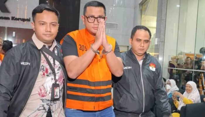 KPK Geledah Rumah Dinas Bupati Klaten, Sita Uang dan Perhiasan Terkait Dugaan Suap Audit BPK