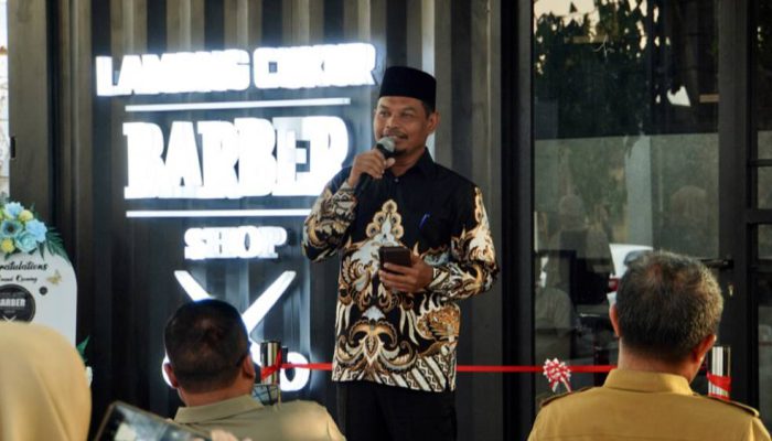 Lamong Cukur Terminal Teluk Lamong Buka Lapangan Kerja bagi Warga Ring 1